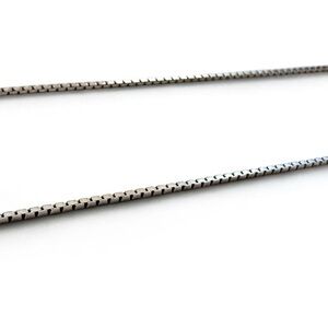Italian Sterling Silver Tight-Linked Venetian Box Chain (30”)